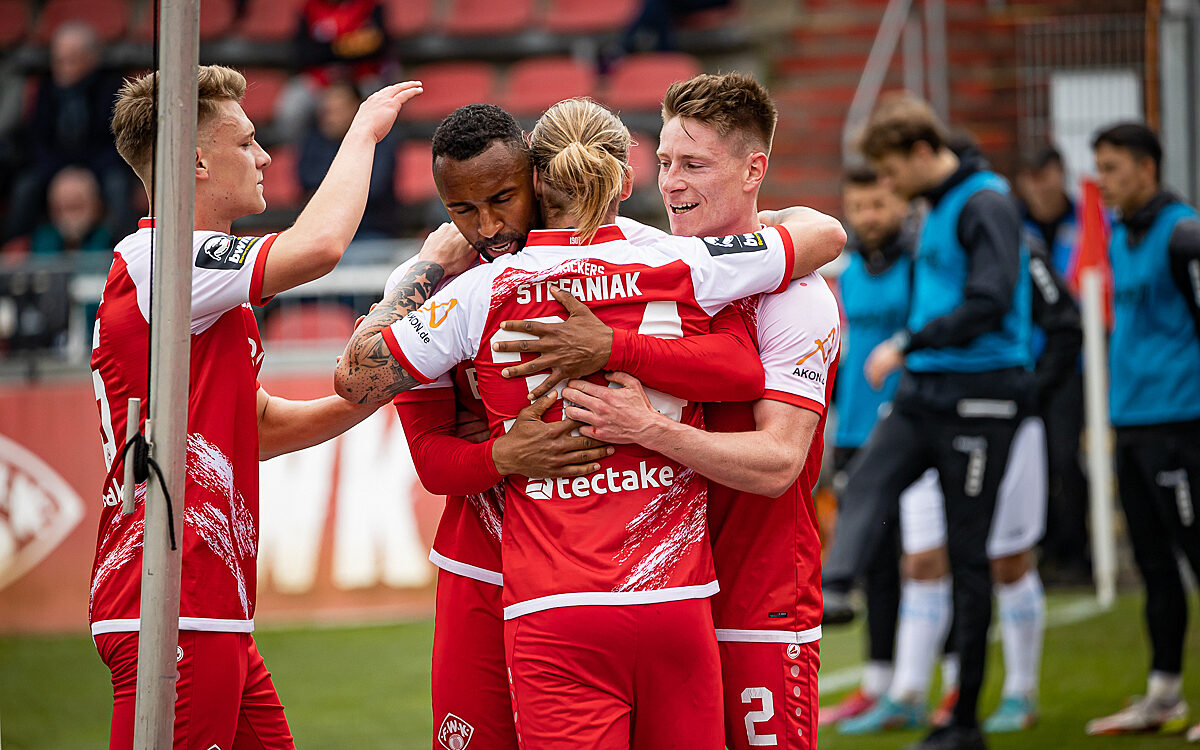 2022 04 23 FWK Kickers 55 2022 04 23 FWK Kickers 55