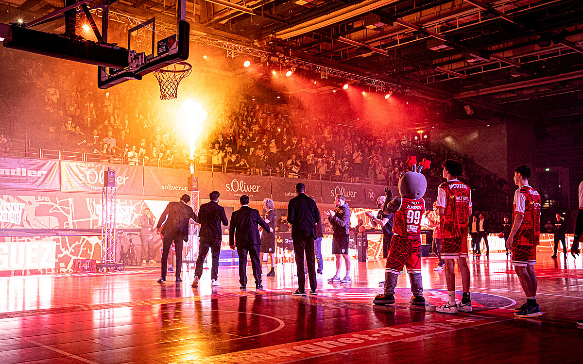 2022 04 26 s Oliver Baskets 464 2022 04 26 s Oliver Baskets 464