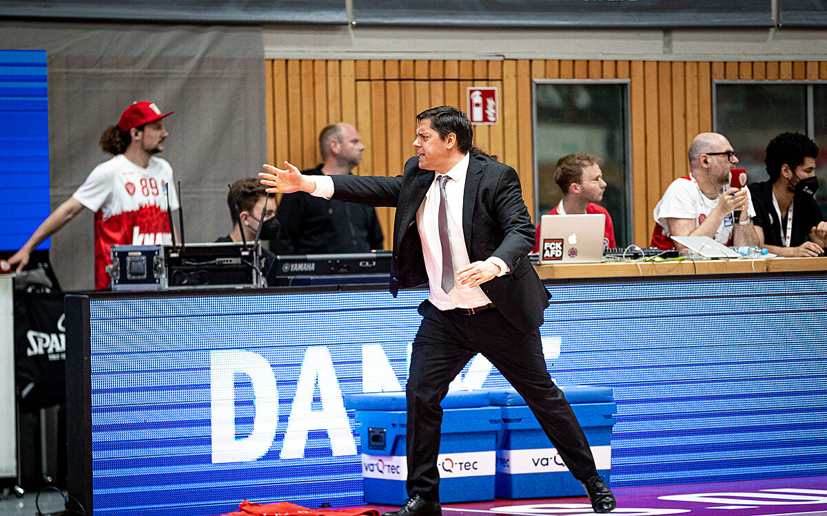 2022 04 26 s Oliver Baskets 486 2022 04 26 s Oliver Baskets 486