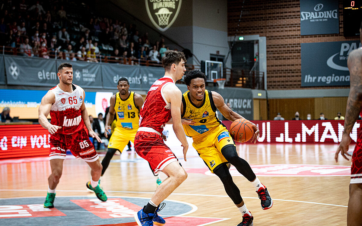 2022 04 26 s Oliver Baskets 508 2022 04 26 s Oliver Baskets 508