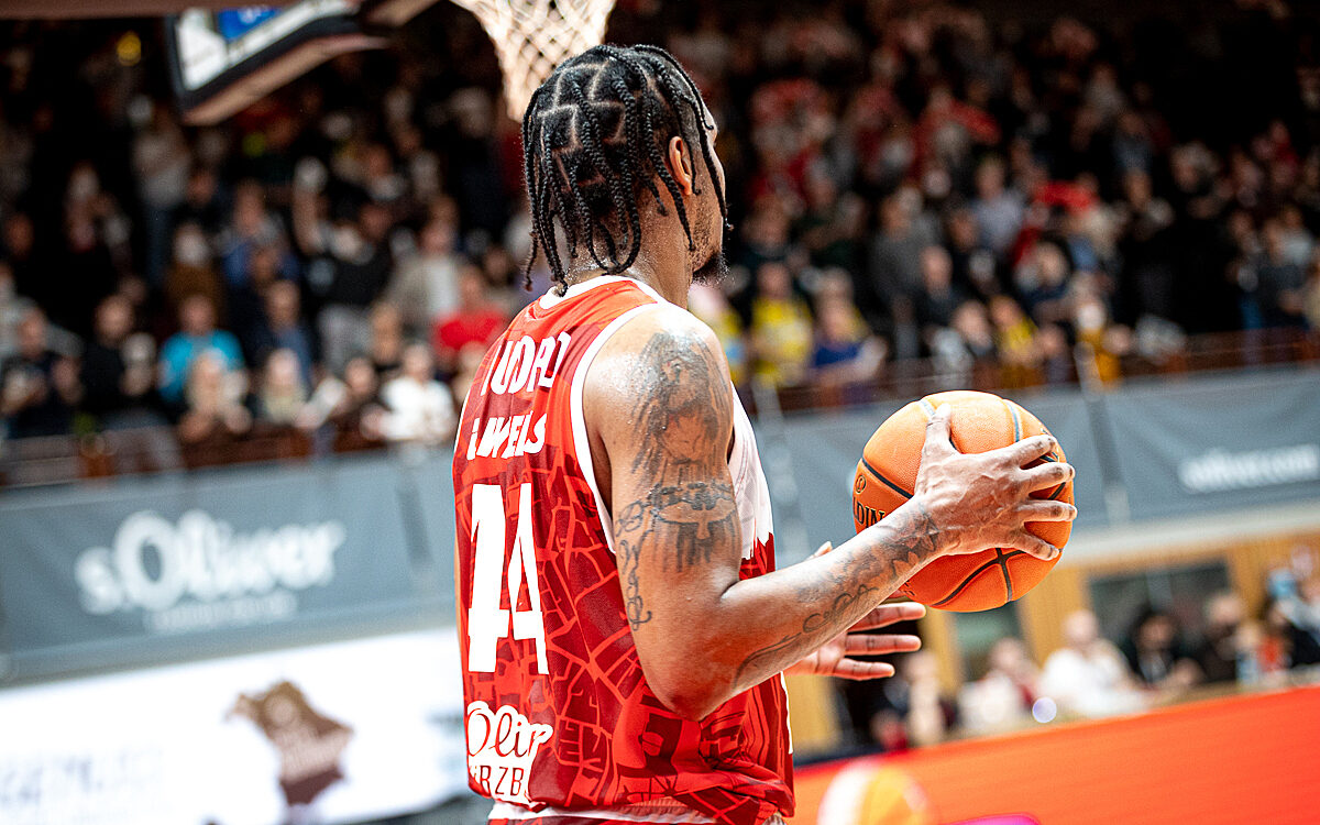 2022 04 26 s Oliver Baskets 515 2022 04 26 s Oliver Baskets 515