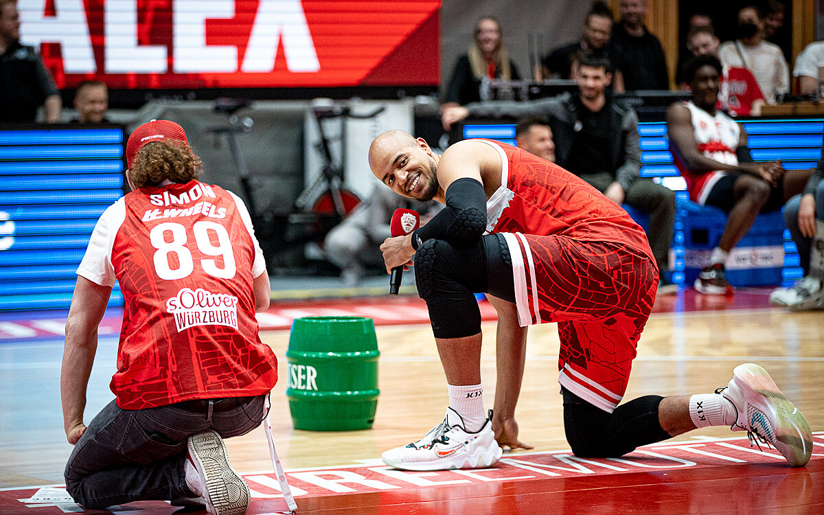 2022 04 26 s Oliver Baskets 526 2022 04 26 s Oliver Baskets 526