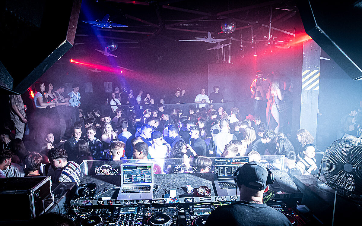 2022 05 28 Airport 10 2022 05 28 Airport 10