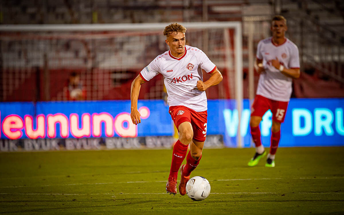 2022 08 26 FWK Kickers 68 2022 08 26 FWK Kickers 68