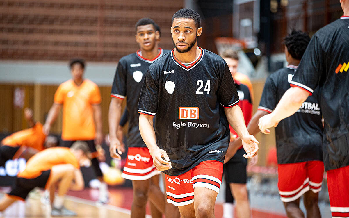 2022 09 10 Wuerzburg Baskets 41 2022 09 10 Wuerzburg Baskets 41