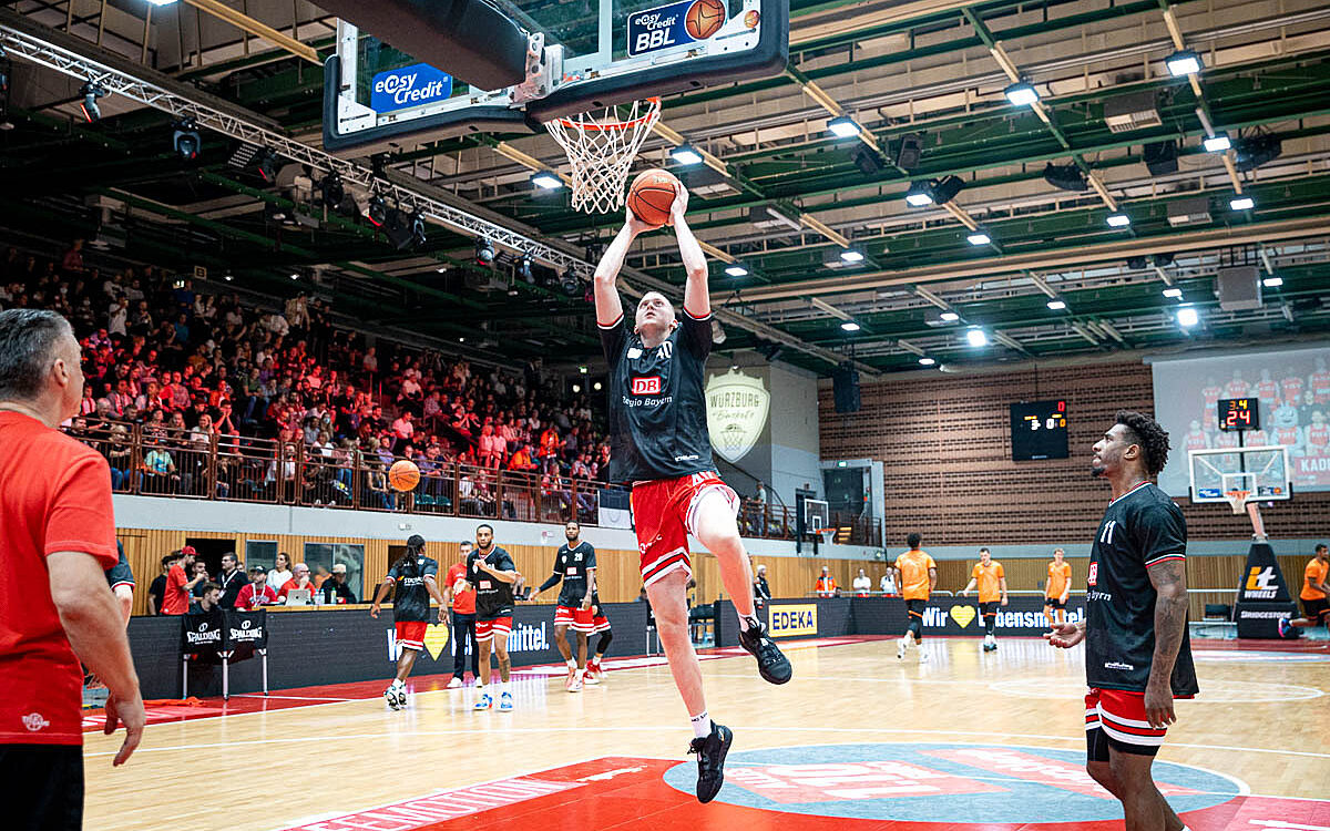 2022 09 10 Wuerzburg Baskets 55 2022 09 10 Wuerzburg Baskets 55