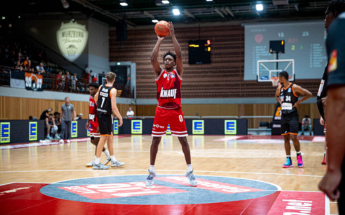 2022 09 10 Wuerzburg Baskets 85 2022 09 10 Wuerzburg Baskets 85
