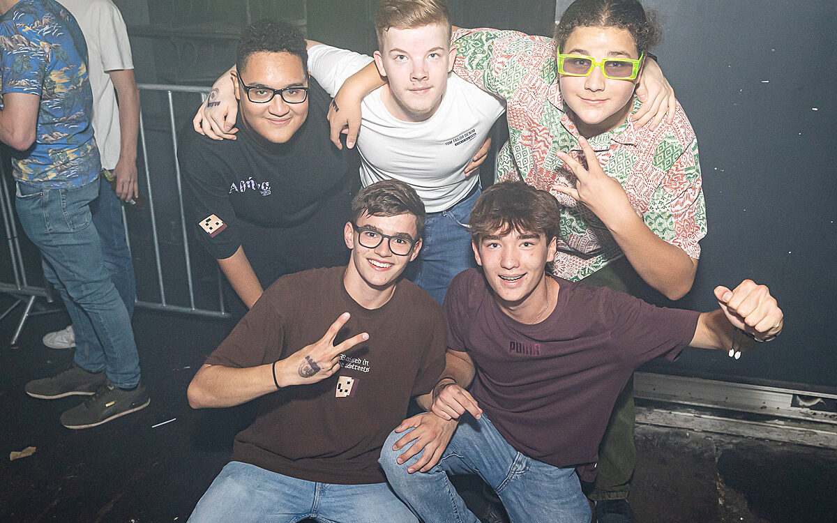 2022 09 17 Airport Malle Party 10 2022 09 17 Airport Malle Party 10