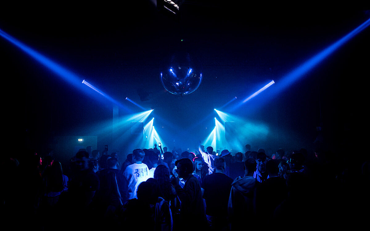 2022 09 17 Airport Malle Party 15 2022 09 17 Airport Malle Party 15