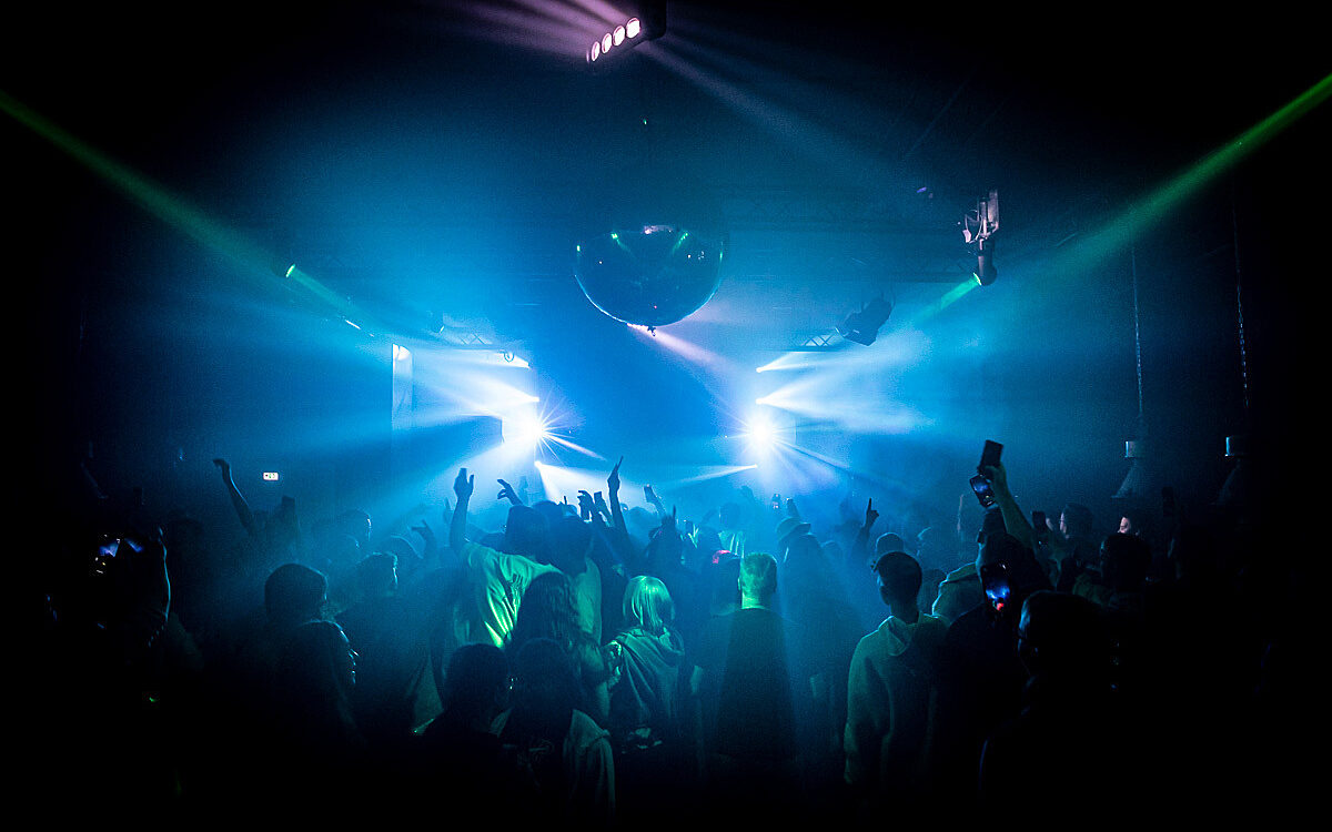 2022 09 17 Airport Malle Party 19 2022 09 17 Airport Malle Party 19