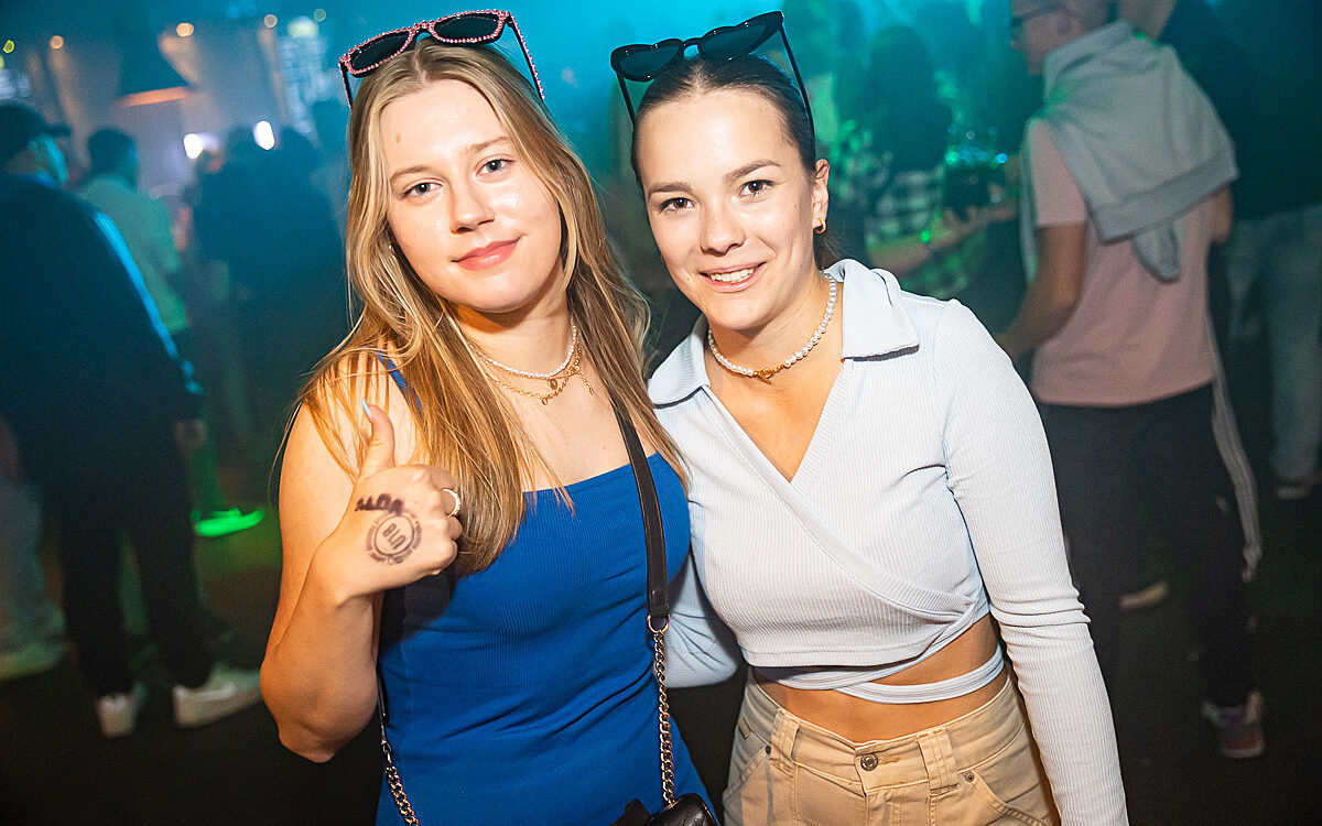 2022 09 17 Airport Malle Party 38 2022 09 17 Airport Malle Party 38