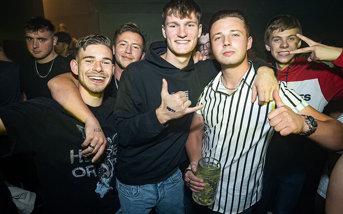 2022 09 17 Airport Malle Party 55 2022 09 17 Airport Malle Party 55