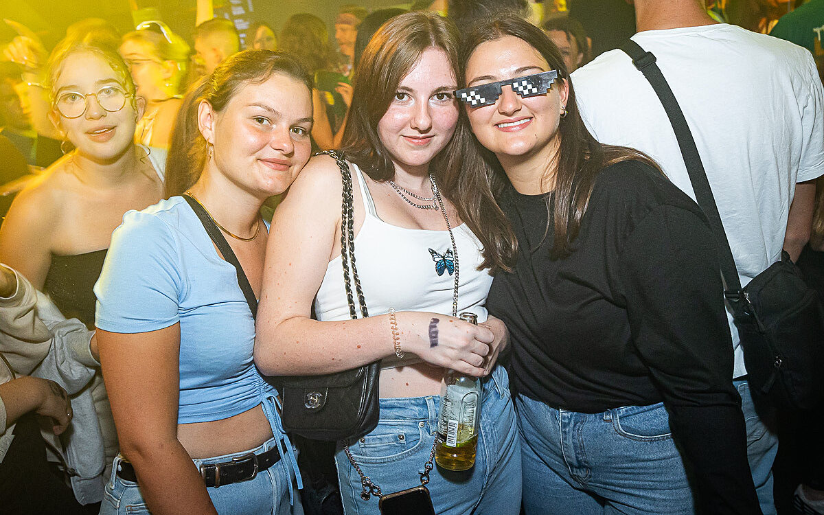 2022 09 17 Airport Malle Party 56 2022 09 17 Airport Malle Party 56