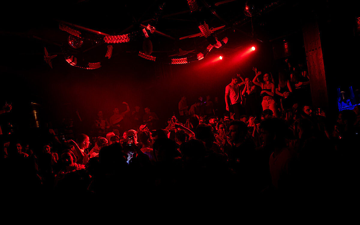 2022 10 01 Airport Black White 40 2022 10 01 Airport Black White 40