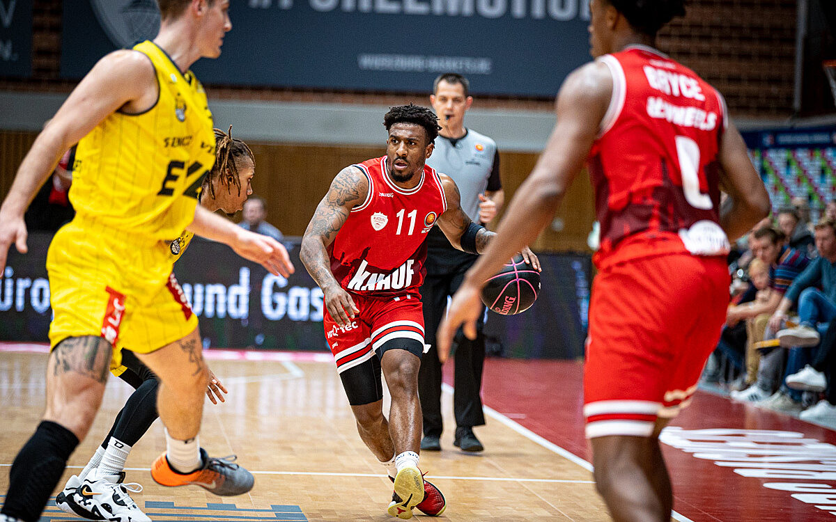 2022 10 15 Wuerzburg Baskets Oldenburg 8 2022 10 15 Wuerzburg Baskets Oldenburg 8