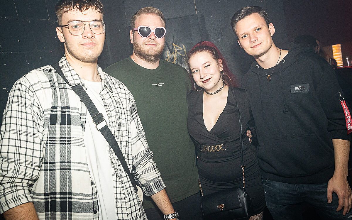 2022 10 22 Airport Votation 12 2022 10 22 Airport Votation 12