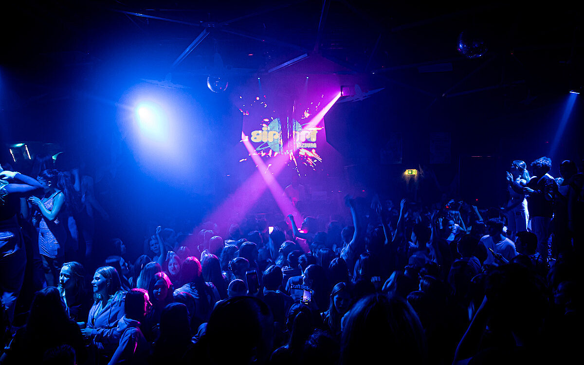 2022 10 28 Airport Schools Out12 2022 10 28 Airport Schools Out12