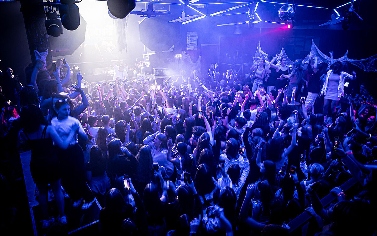 2022 10 28 Airport Schools Out20 2022 10 28 Airport Schools Out20