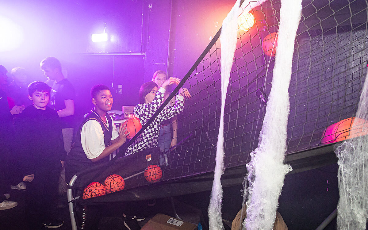 2022 10 28 Airport Schools Out4 2022 10 28 Airport Schools Out4