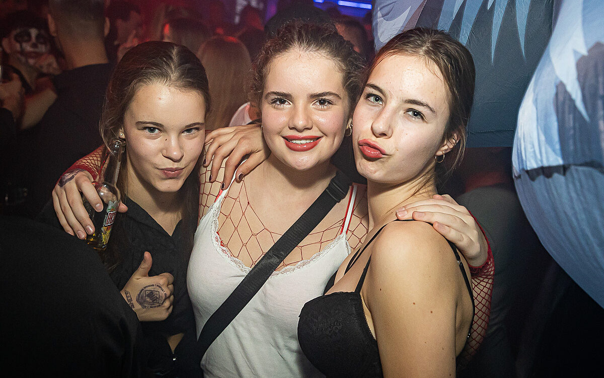 2022 10 31 Airport Halloween 7 2022 10 31 Airport Halloween 7