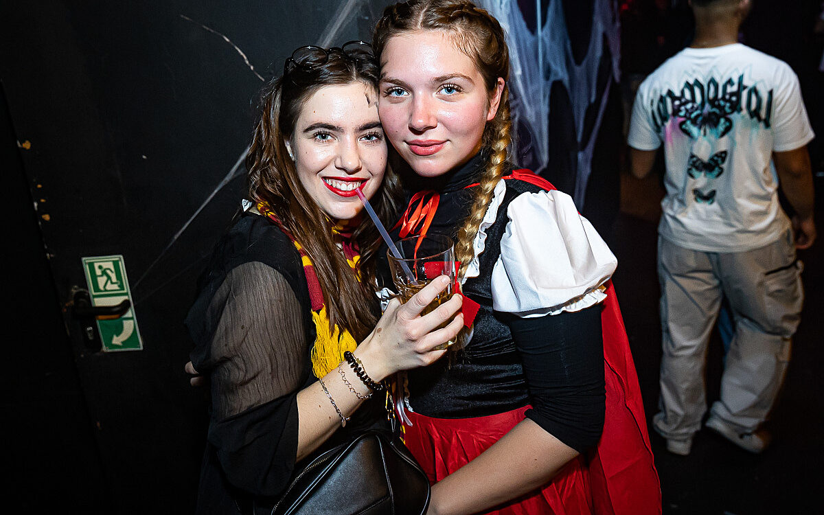 2022 11 01 Airport Halloween 15 2022 11 01 Airport Halloween 15