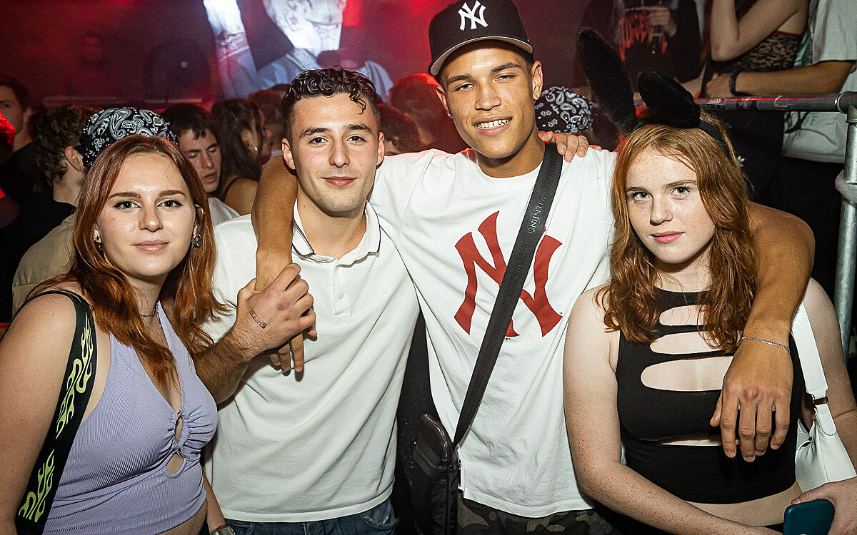 2022 11 01 Airport Halloween 23 2022 11 01 Airport Halloween 23