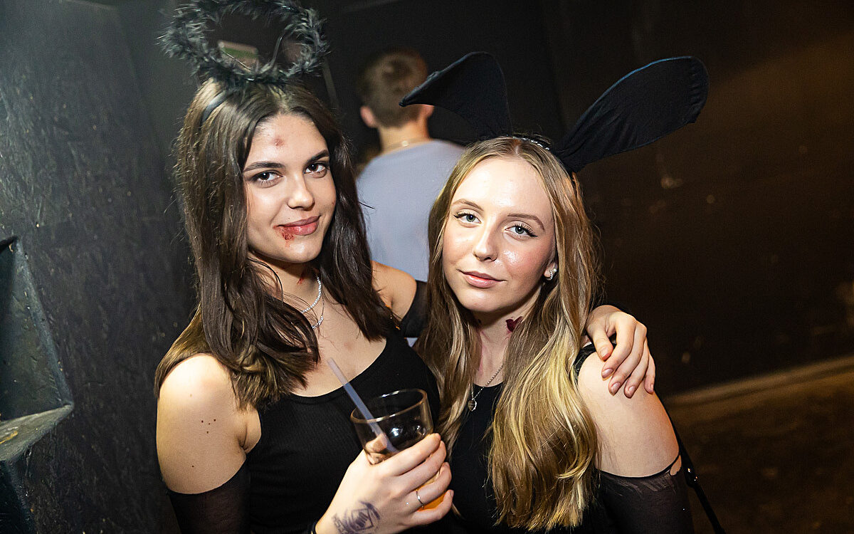 2022 11 01 Airport Halloween 29 2022 11 01 Airport Halloween 29