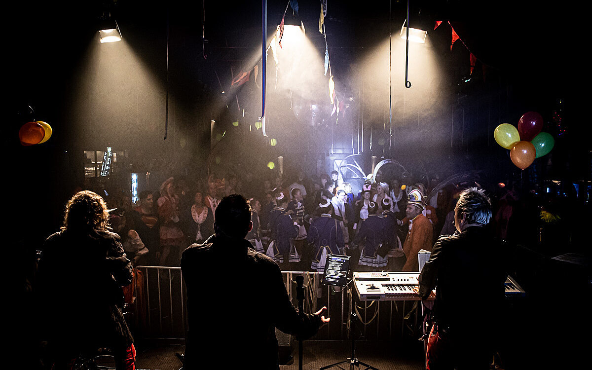 2022 11 11 Airport Fasching 17 2022 11 11 Airport Fasching 17