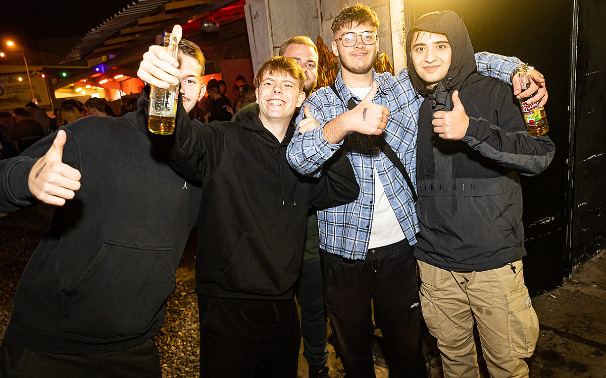 2022 11 12 Airport Fasching 70 2022 11 12 Airport Fasching 70