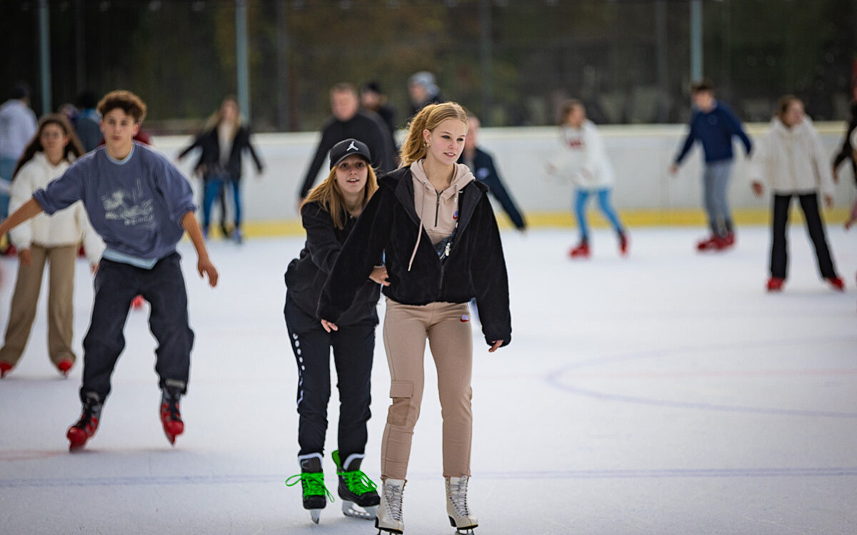 2022 11 12 Eisbahn 21 2022 11 12 Eisbahn 21