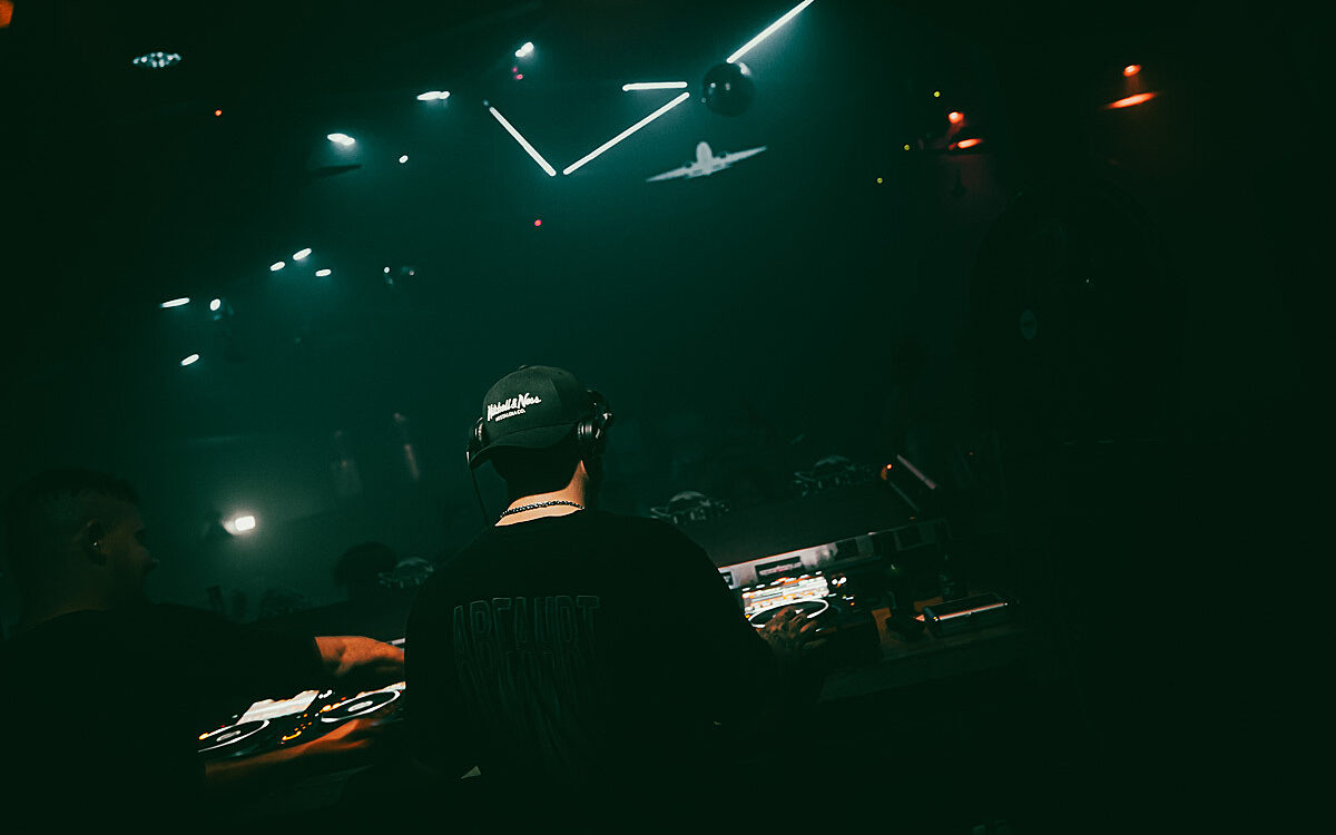 2022 11 18 Airport I Hate Models 1 2022 11 18 Airport I Hate Models 1