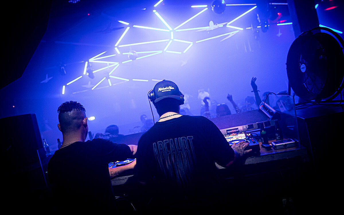 2022 11 18 Airport I Hate Models 5 2022 11 18 Airport I Hate Models 5