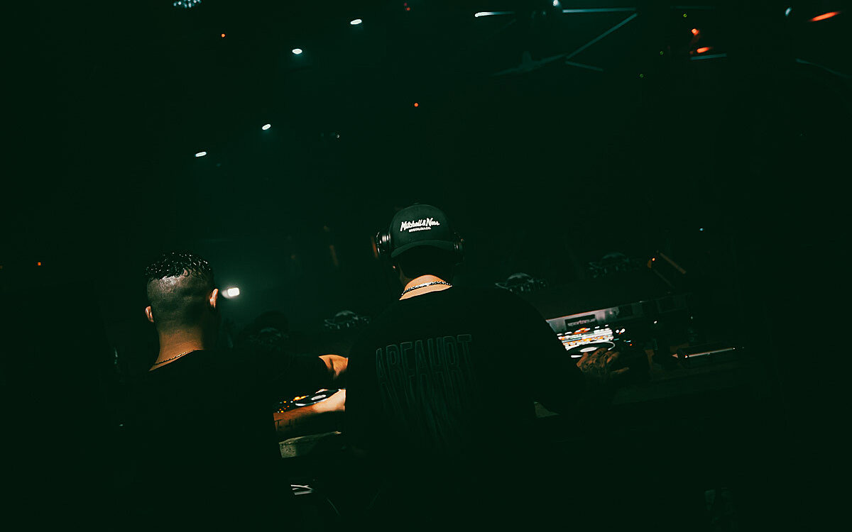 2022 11 18 Airport I Hate Models 6 2022 11 18 Airport I Hate Models 6