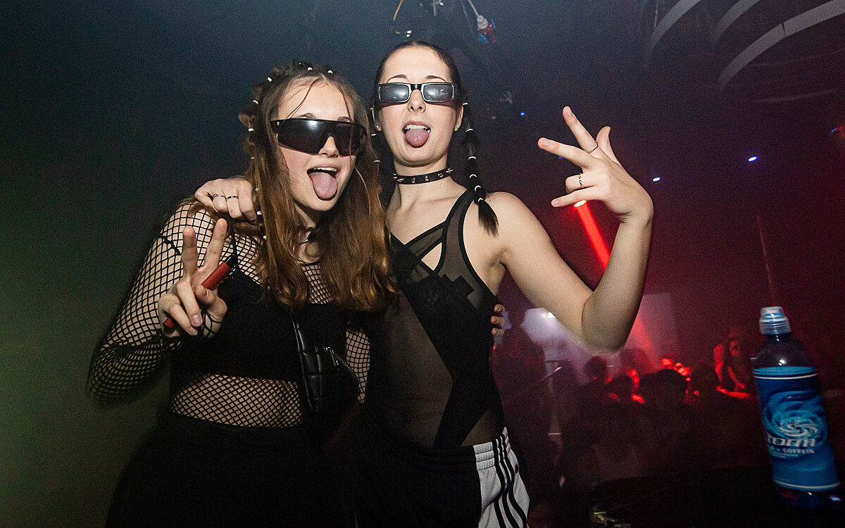 2022 11 19 Airport I Hate Models 29 2022 11 19 Airport I Hate Models 29