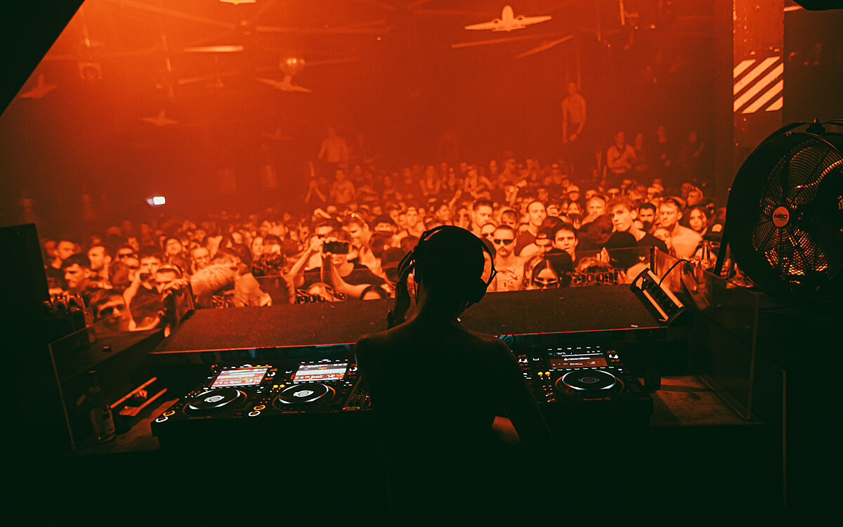 2022 11 19 Airport I Hate Models 69 2022 11 19 Airport I Hate Models 69