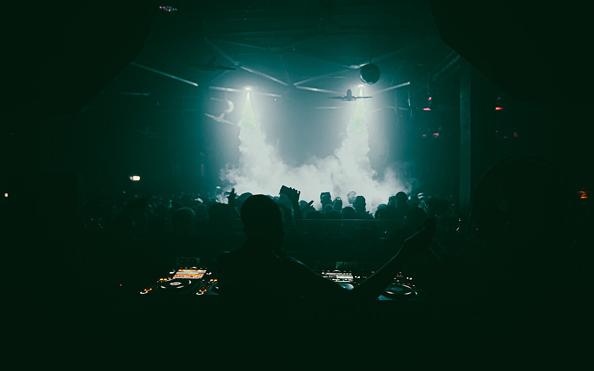 2022 11 19 Airport I Hate Models 70 2022 11 19 Airport I Hate Models 70