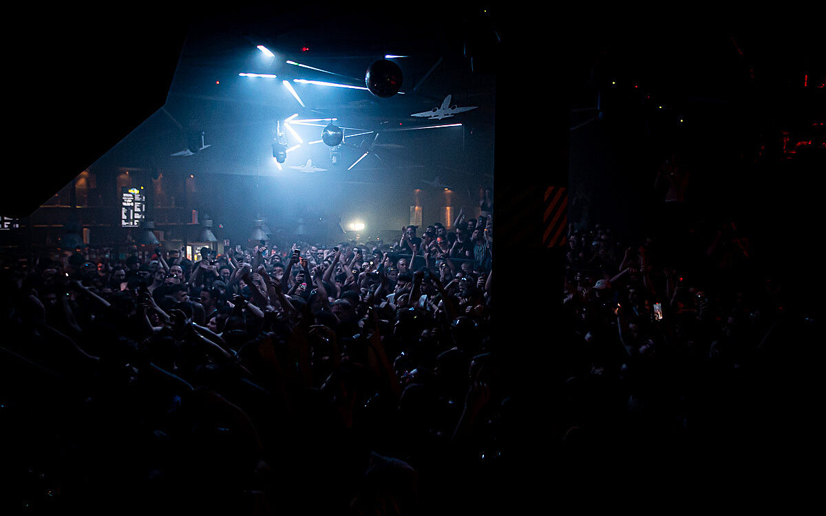 2022 11 19 Airport I Hate Models 73 2022 11 19 Airport I Hate Models 73