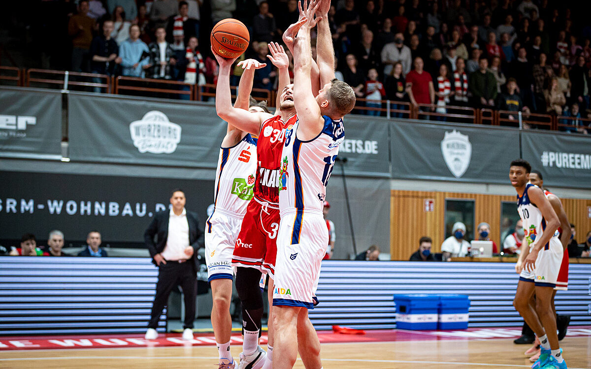 2022 11 19 Wuerzburg Baskets 42 2022 11 19 Wuerzburg Baskets 42