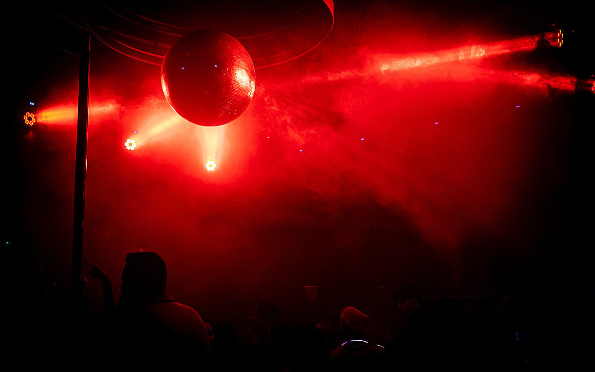 2022 12 10 Airport Nikolaus 10 2022 12 10 Airport Nikolaus 10