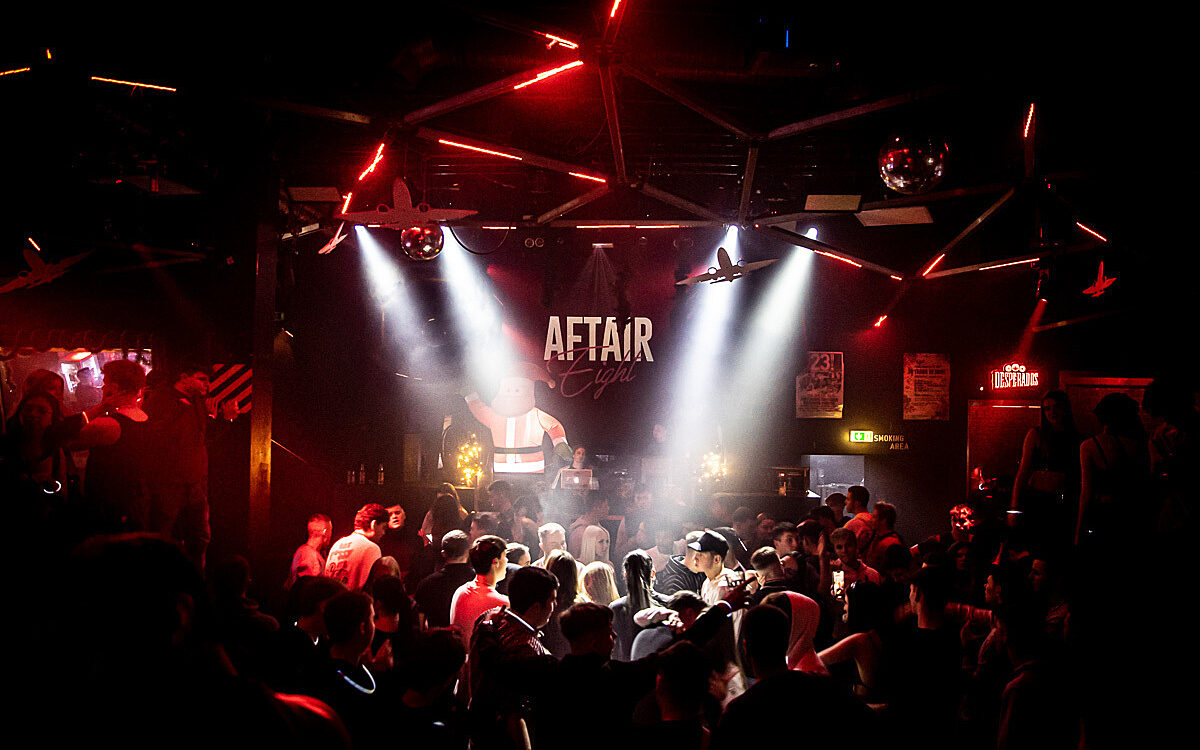 2022 12 10 Airport Nikolaus 39 2022 12 10 Airport Nikolaus 39