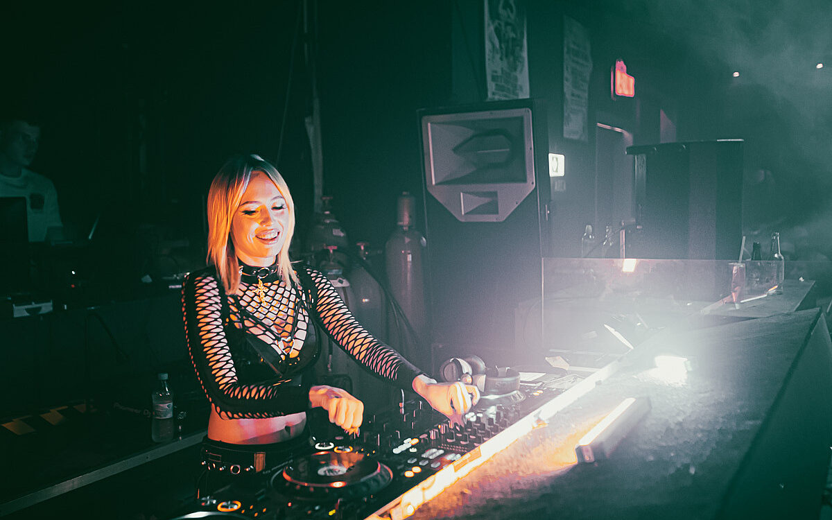 2022 12 31 Airport Marika Rossa 37 2022 12 31 Airport Marika Rossa 37