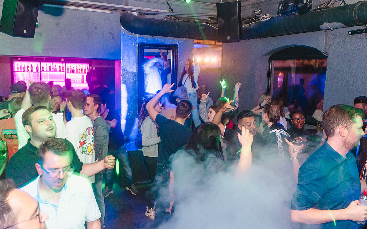 20220507 zau 17 20220507 zau 17