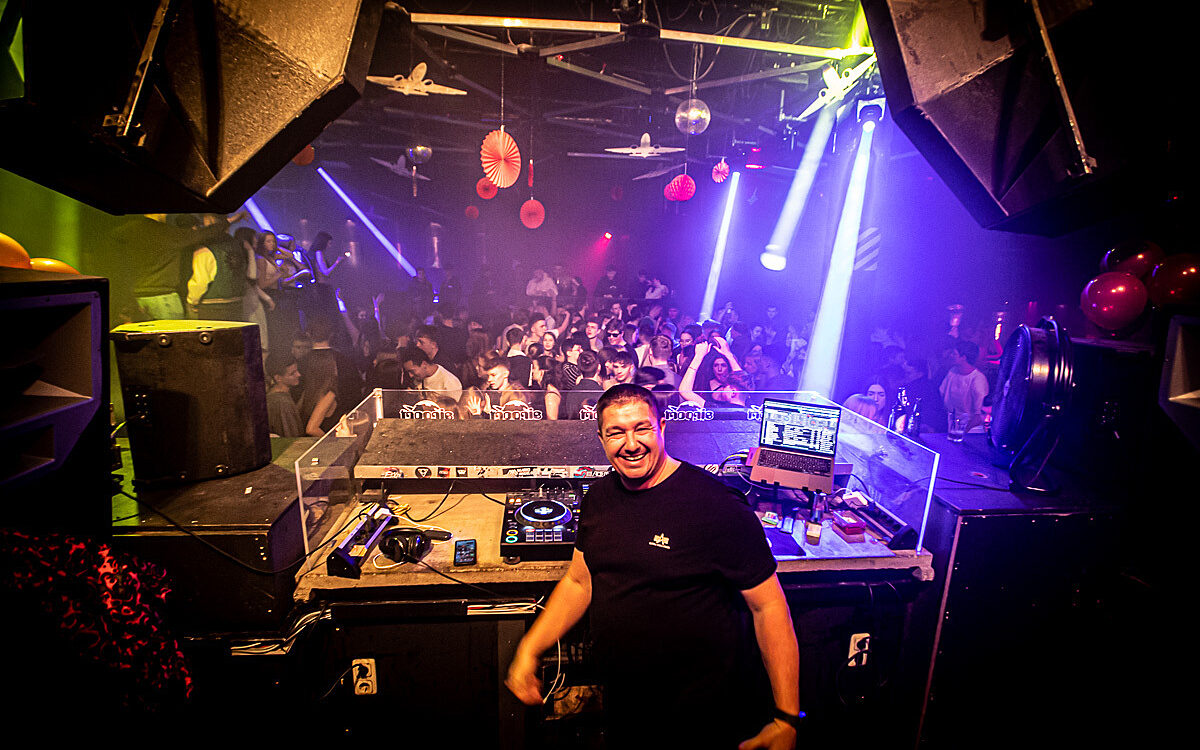 2023 01 21 Airport Ladies Night 2 2023 01 21 Airport Ladies Night 2