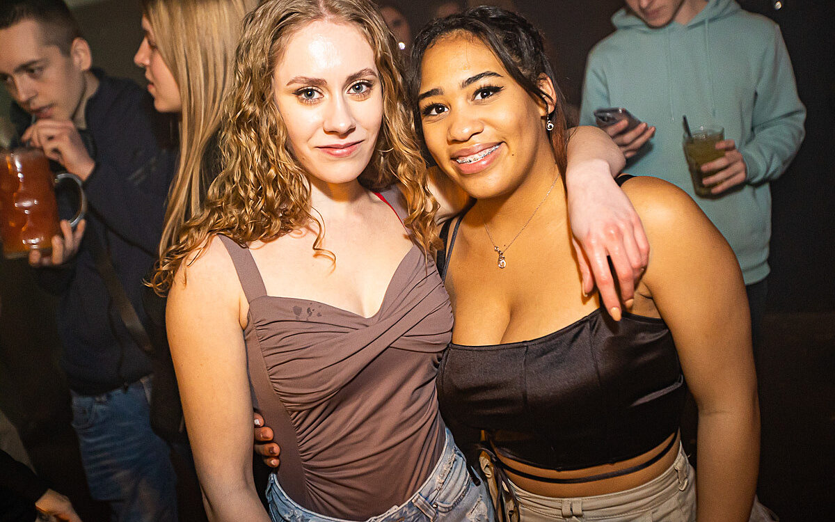 2023 01 21 Airport Ladies Night 20 2023 01 21 Airport Ladies Night 20