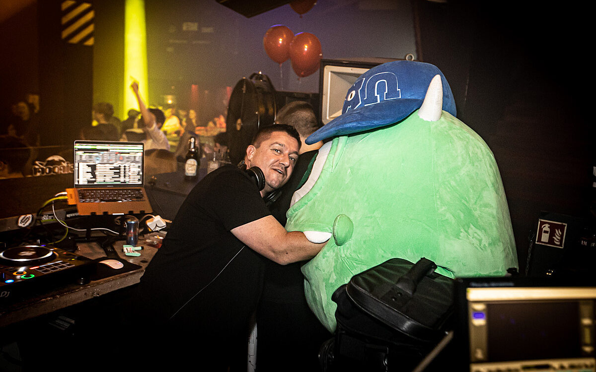 2023 01 21 Airport Ladies Night 30 2023 01 21 Airport Ladies Night 30