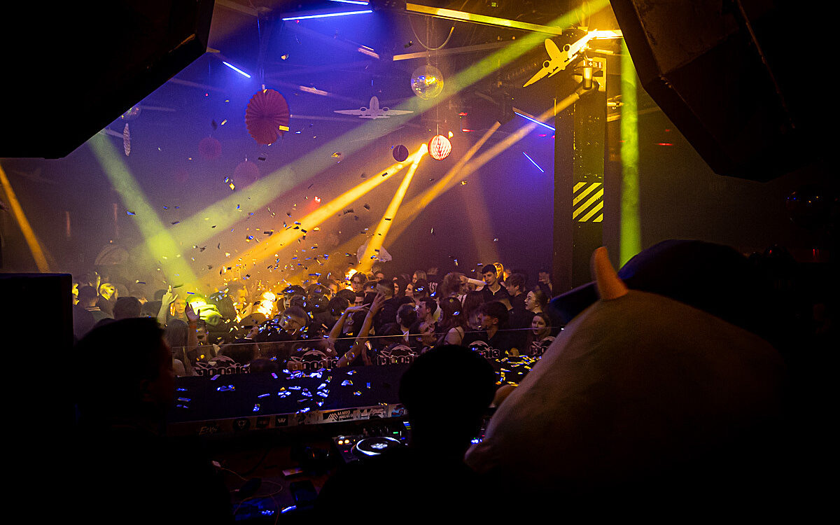 2023 01 21 Airport Ladies Night 37 2023 01 21 Airport Ladies Night 37