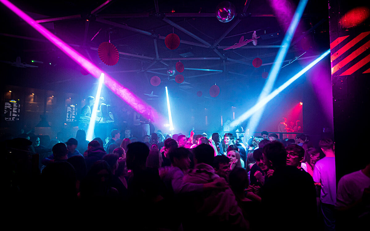 2023 01 21 Airport Ladies Night 4 2023 01 21 Airport Ladies Night 4