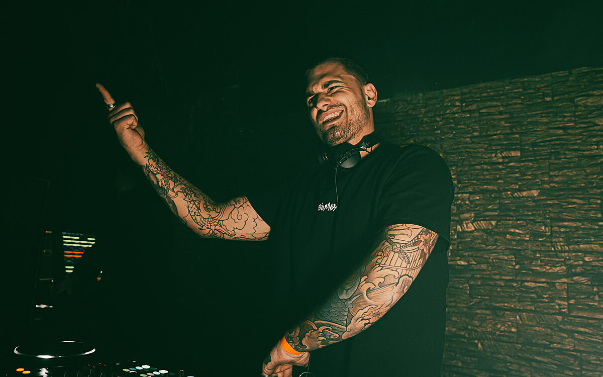 2023 01 28 Airport Angy 45 2023 01 28 Airport Angy 45