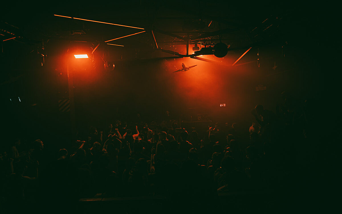 2023 01 28 Airport Angy 50 2023 01 28 Airport Angy 50