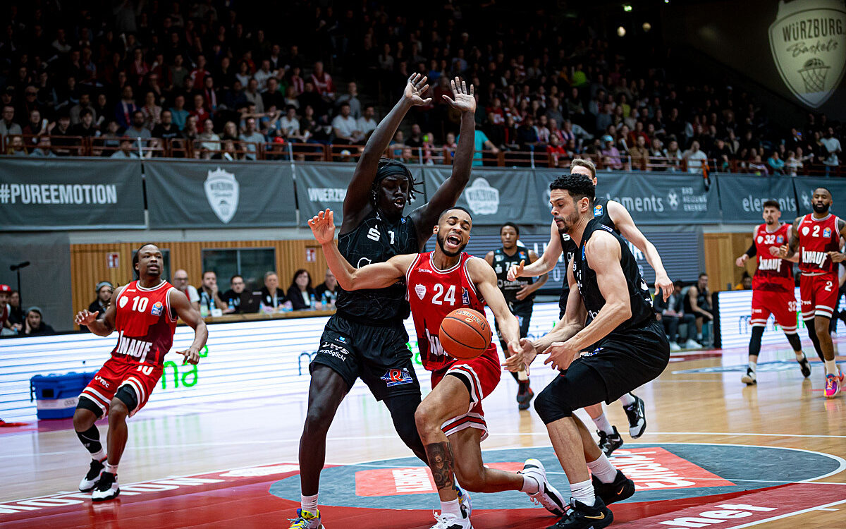 2023 02 03 Wuerzburg Baskets 27 2023 02 03 Wuerzburg Baskets 27